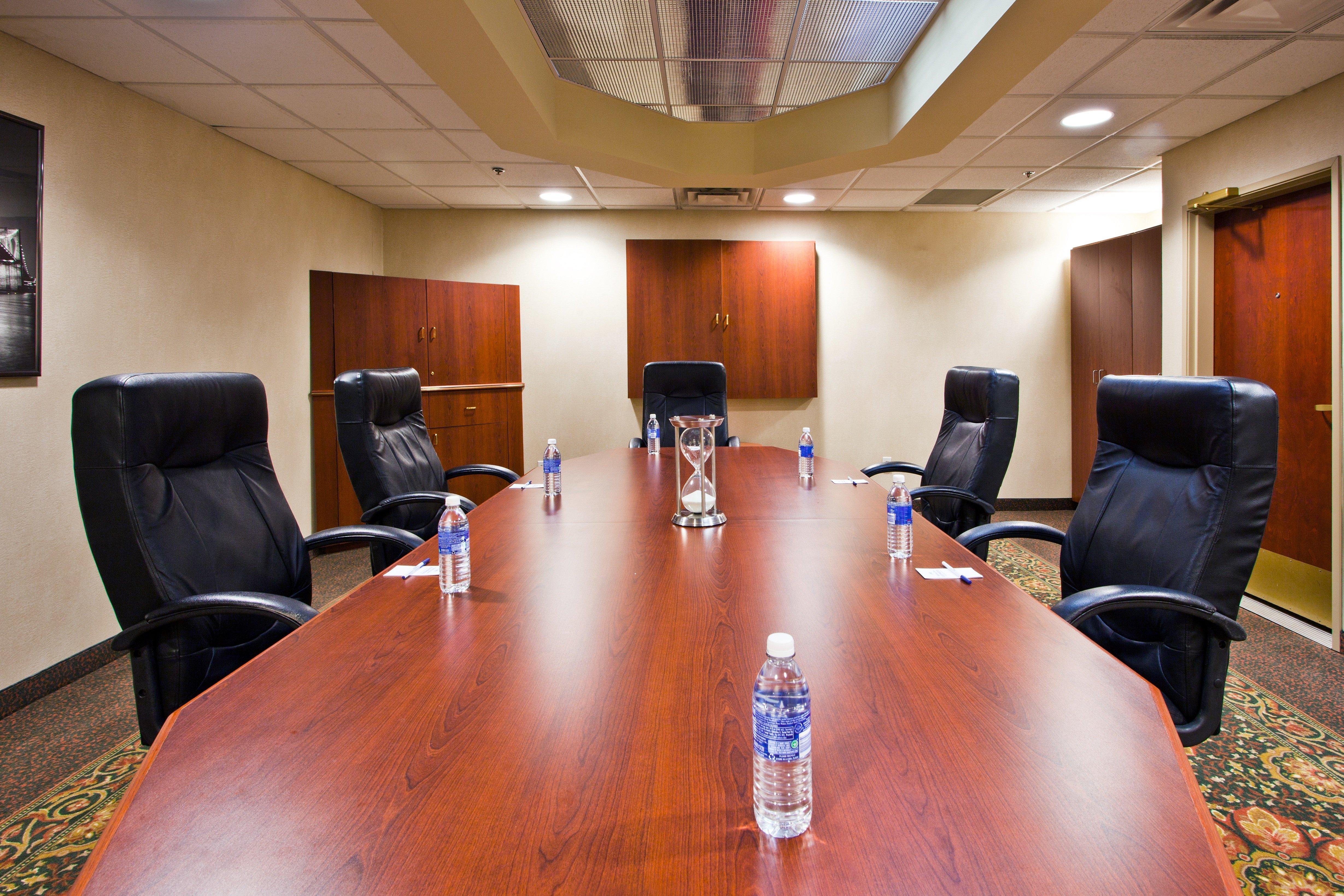 Holiday Inn Express Hotel & Suites Waterford By Ihg Zewnętrze zdjęcie