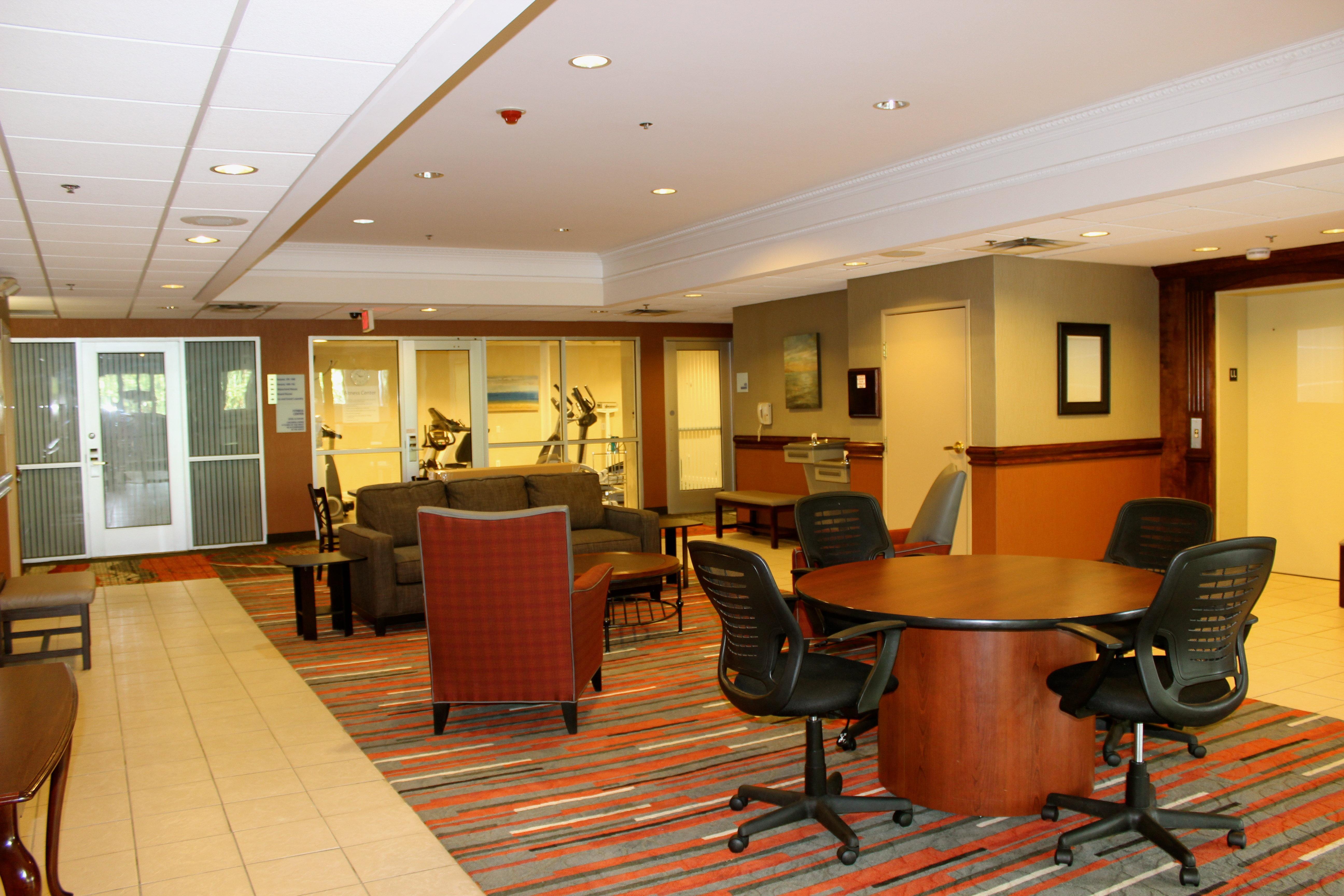 Holiday Inn Express Hotel & Suites Waterford By Ihg Zewnętrze zdjęcie