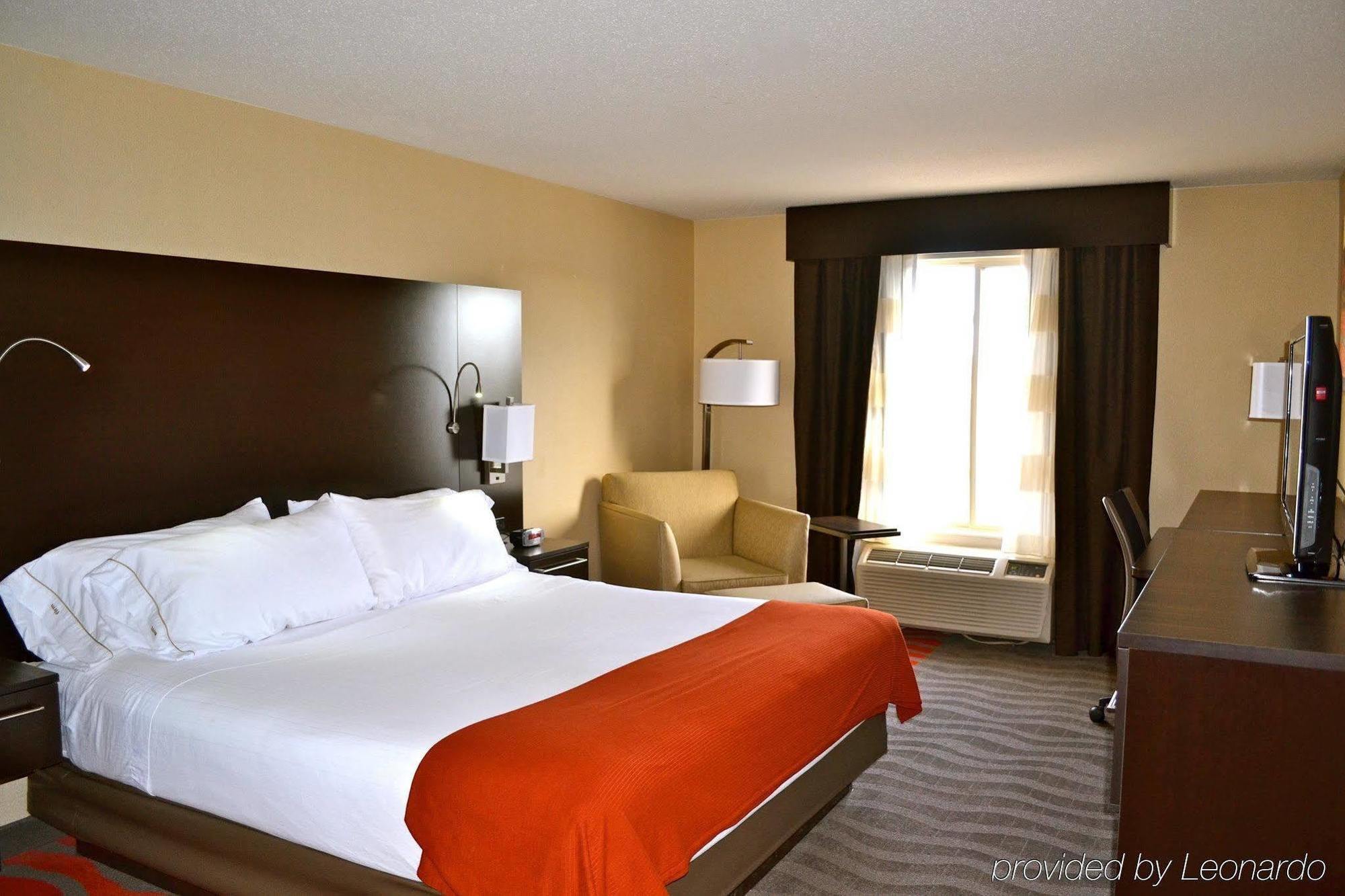 Holiday Inn Express Hotel & Suites Waterford By Ihg Zewnętrze zdjęcie