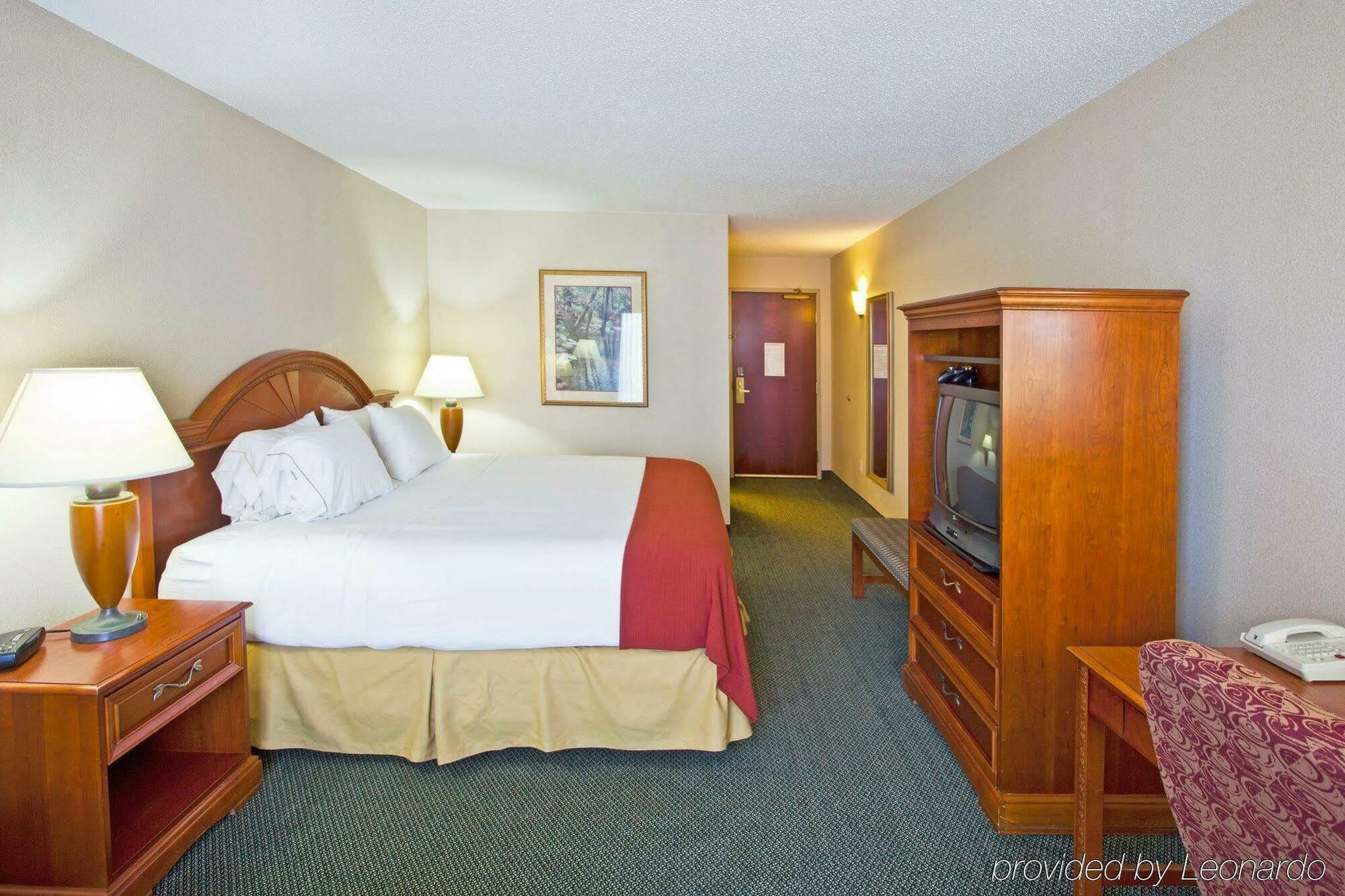 Holiday Inn Express Hotel & Suites Waterford By Ihg Zewnętrze zdjęcie